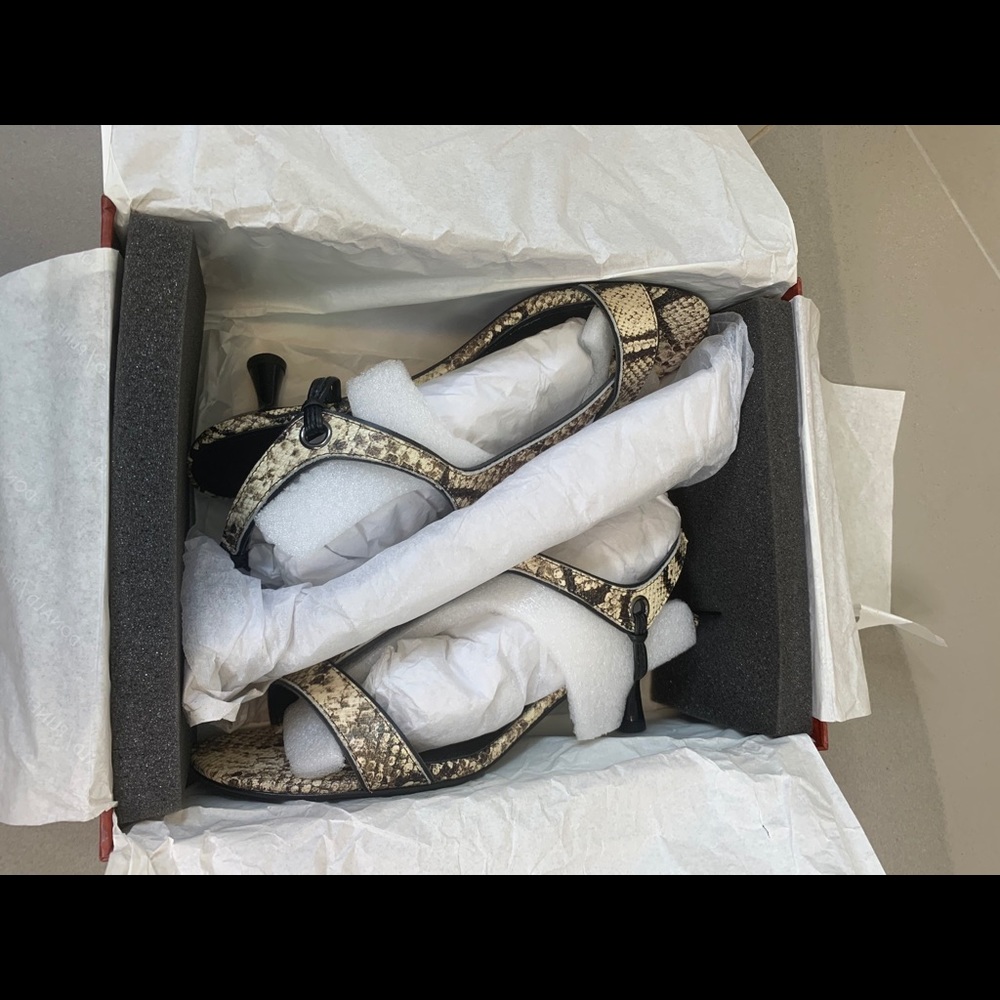 Donald Pliner Caro Natural Python Print Sandal - image 2